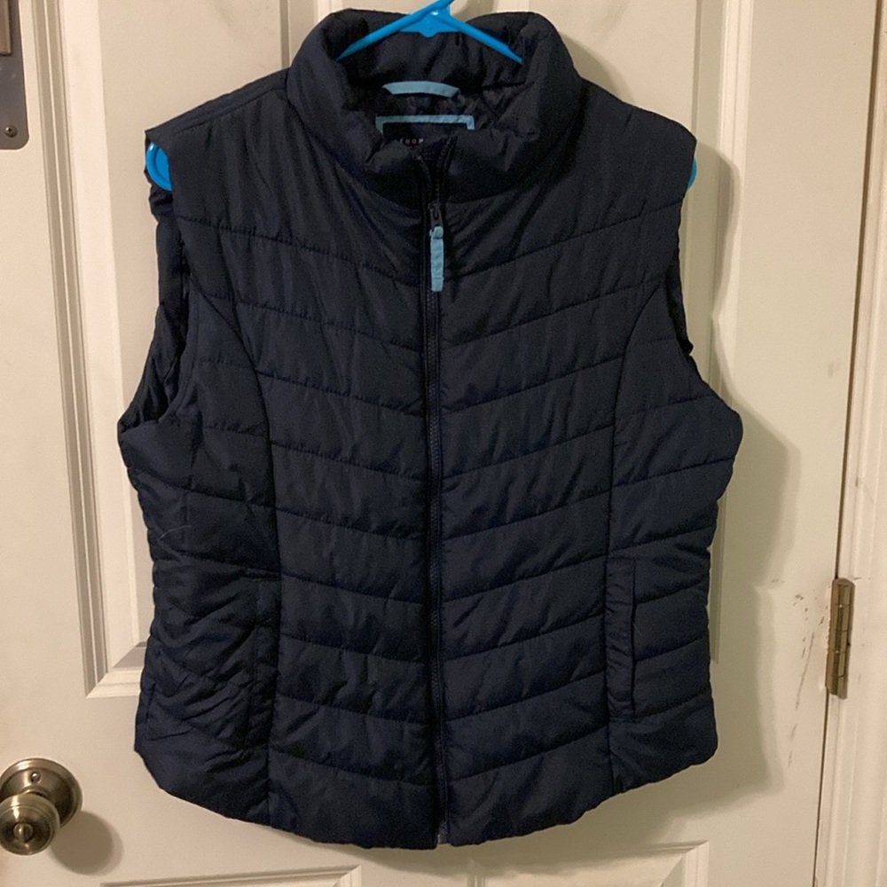 Women's Navy Quilted Puffer Vest